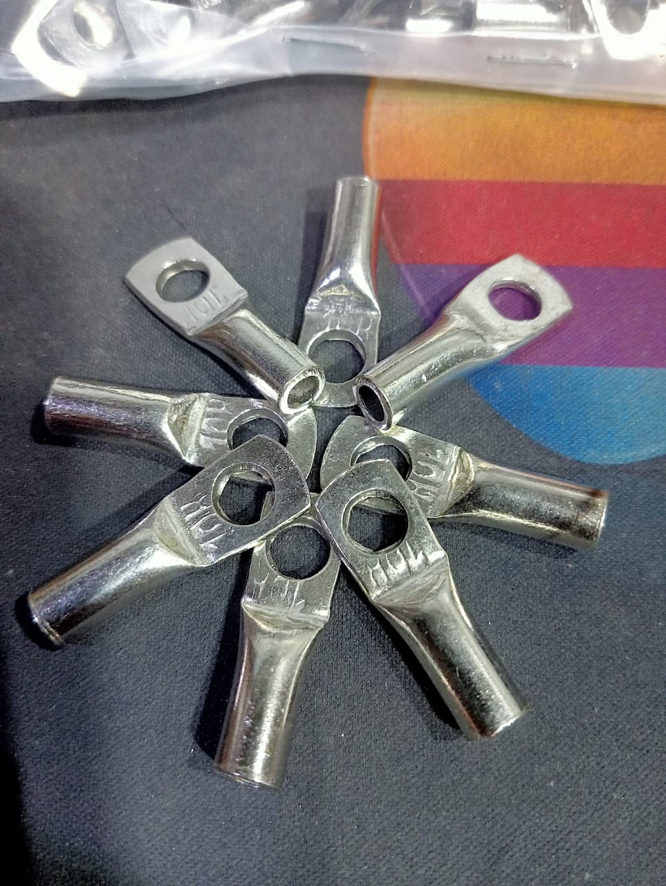 10 rm 6 hole cable lugs
